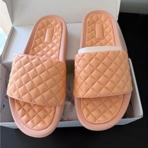 APL Quilted Blush Leather Lusso Slides